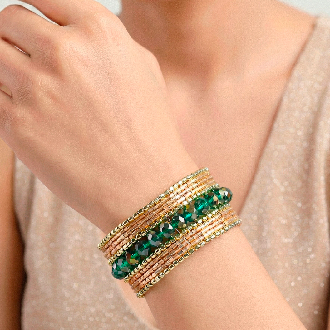 Emerald beads bracelet