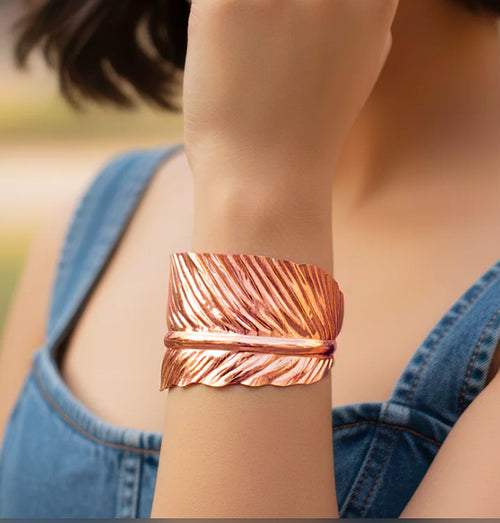 Anti-Tarnish Golden Leaf Bangle (Adjustable Size)