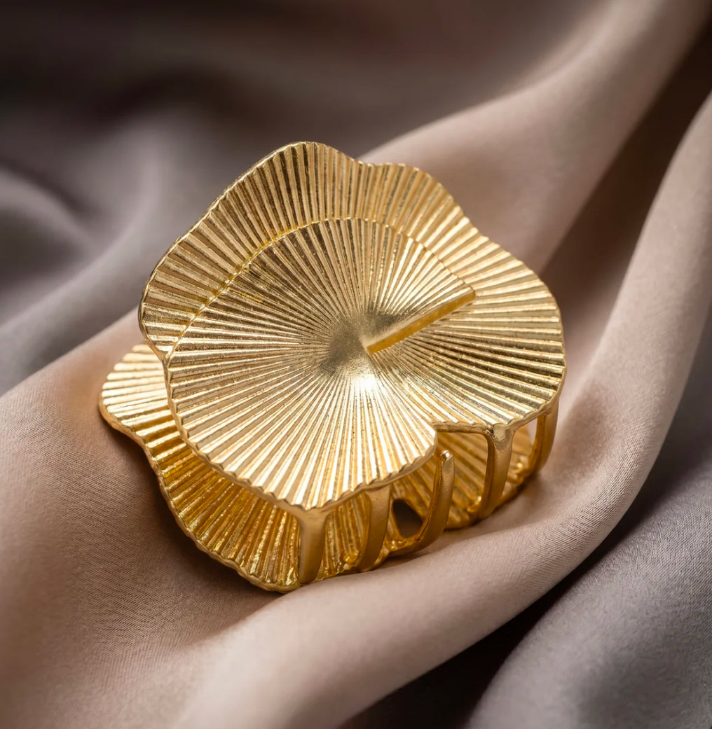 Hair Claw Clip Anti-Tarnish Fan-Shaped